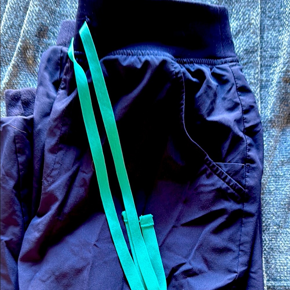 FIGS FreeX Navy Scrub Jogger